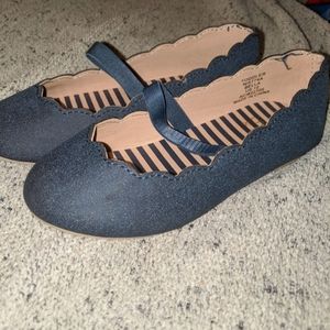 10c Crown & Ivy: Bella